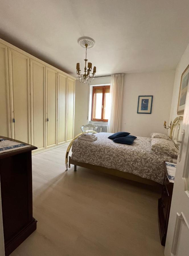 La Signora Dei Fiori Apartment Gubbio Exterior photo